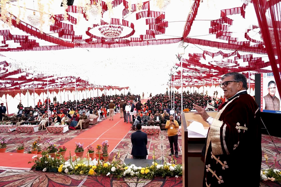 पंजाब के राज्यपाल ने रयात-बाहरा एजुकेशन सिटी में आयोजित दीक्षांत समारोह में शिरकत की